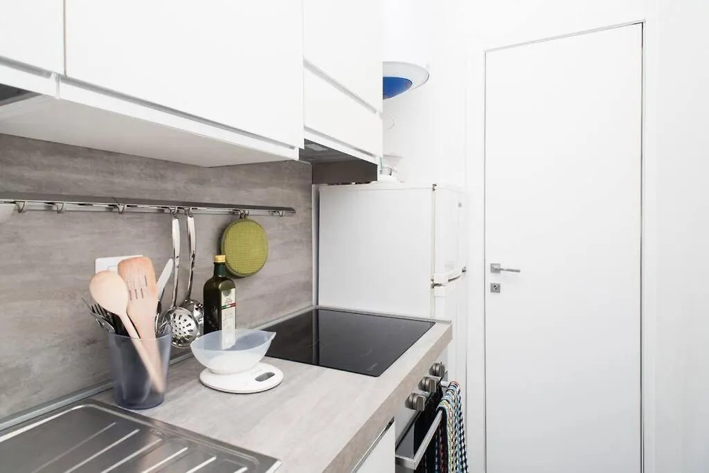 Casa Van Gogh - Mm4 Apartment Milan 0*,